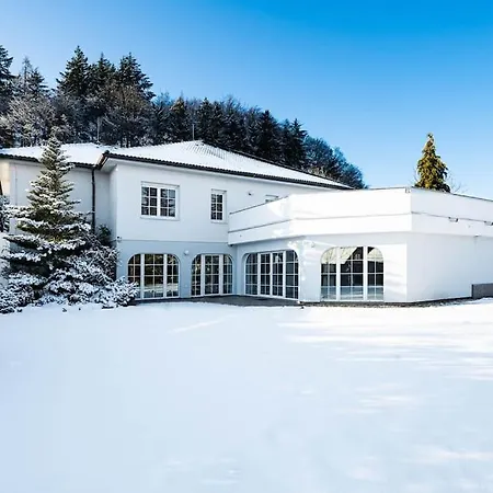 Villa Karolína Havlíčkŭv Brod